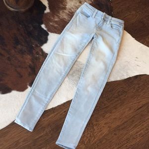 American Eagle Outfitter Jeans 00